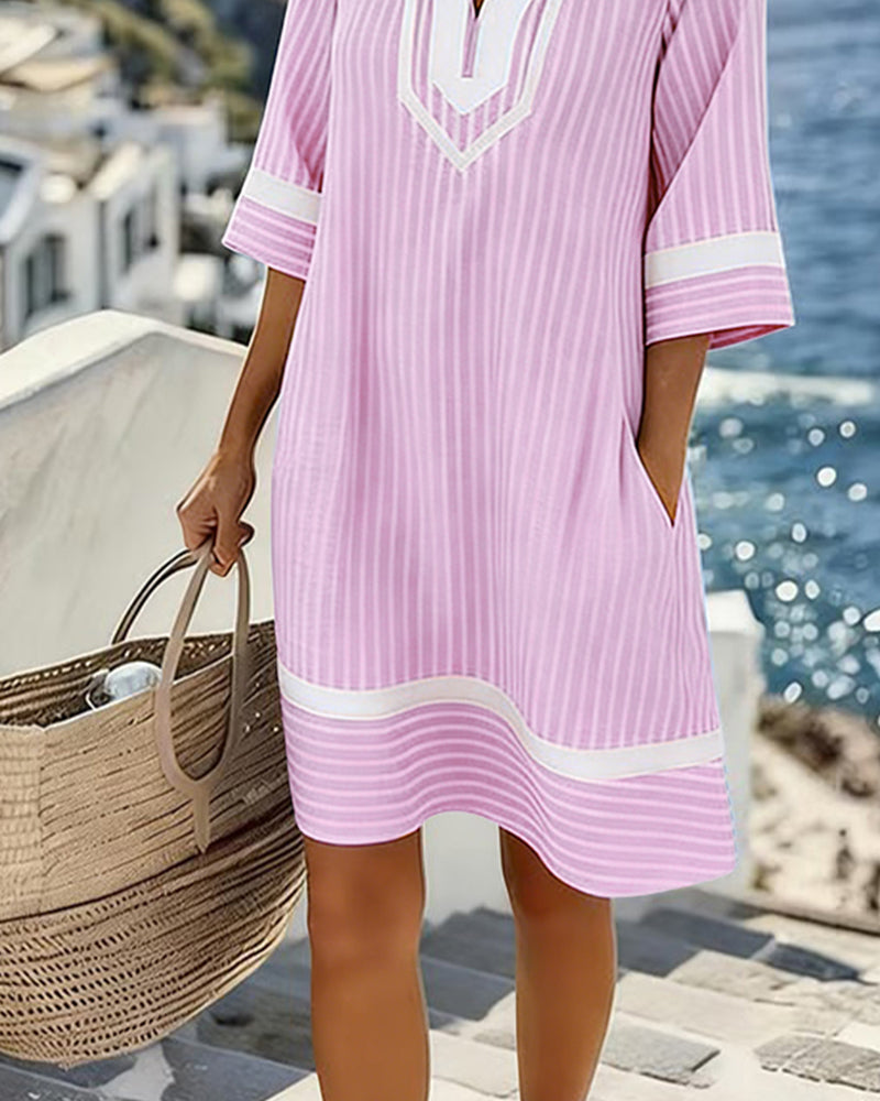 Klara™ | Vestido ligero a rayas con escote en V