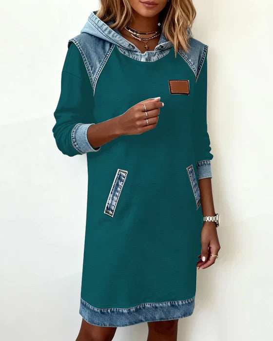 Alexa | Vestido con Capucha de Contraste Acogedor
