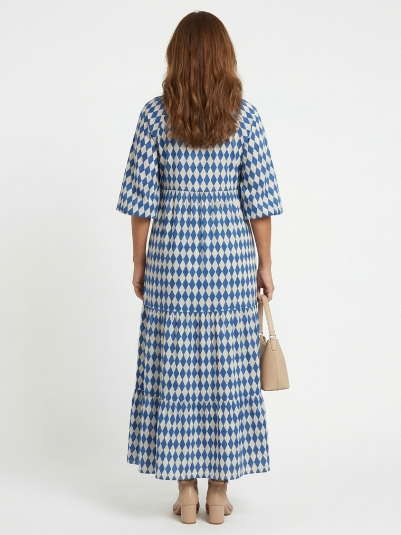 Elodie | Vestido midi con estampado de diamantes