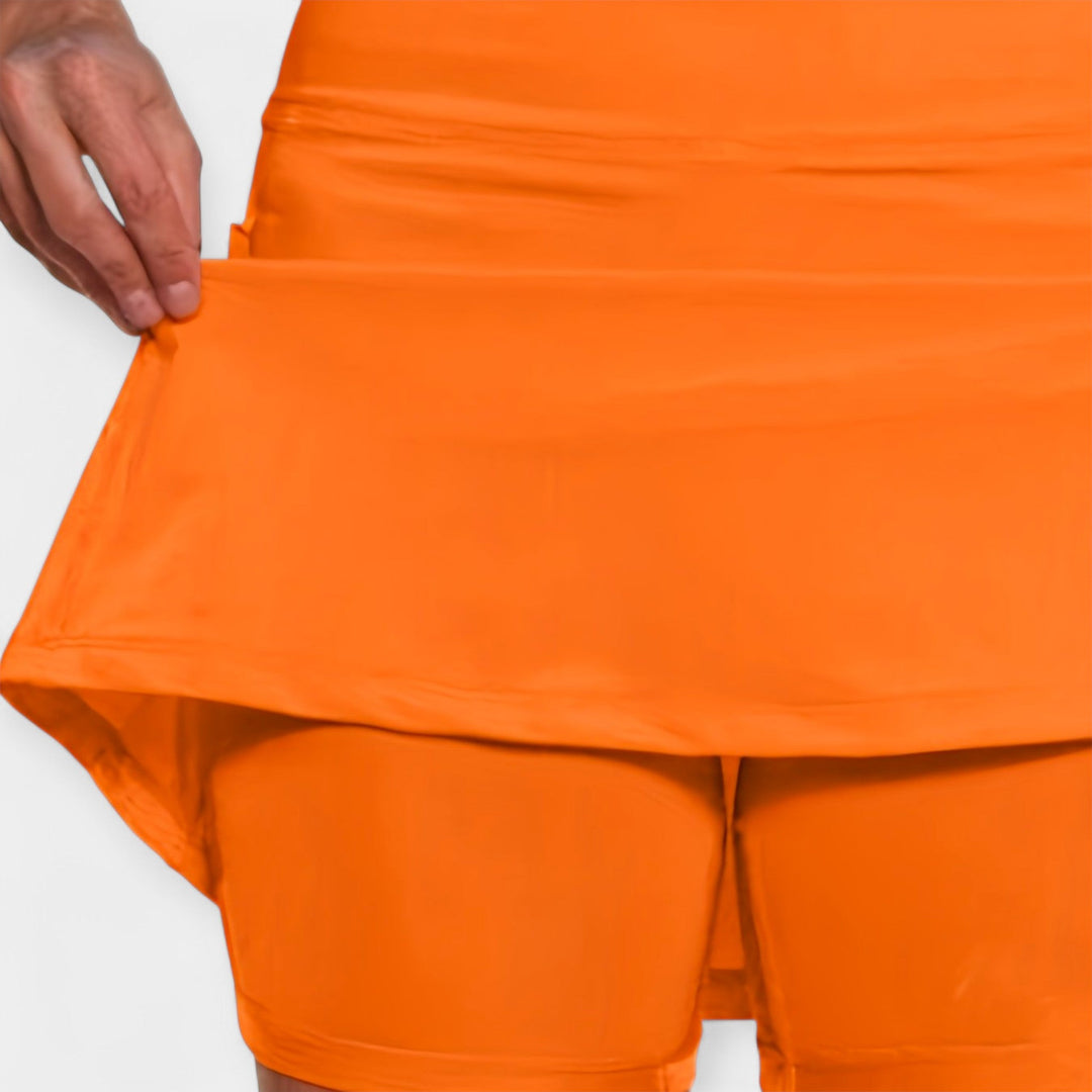 High-waisted shorts with skirt