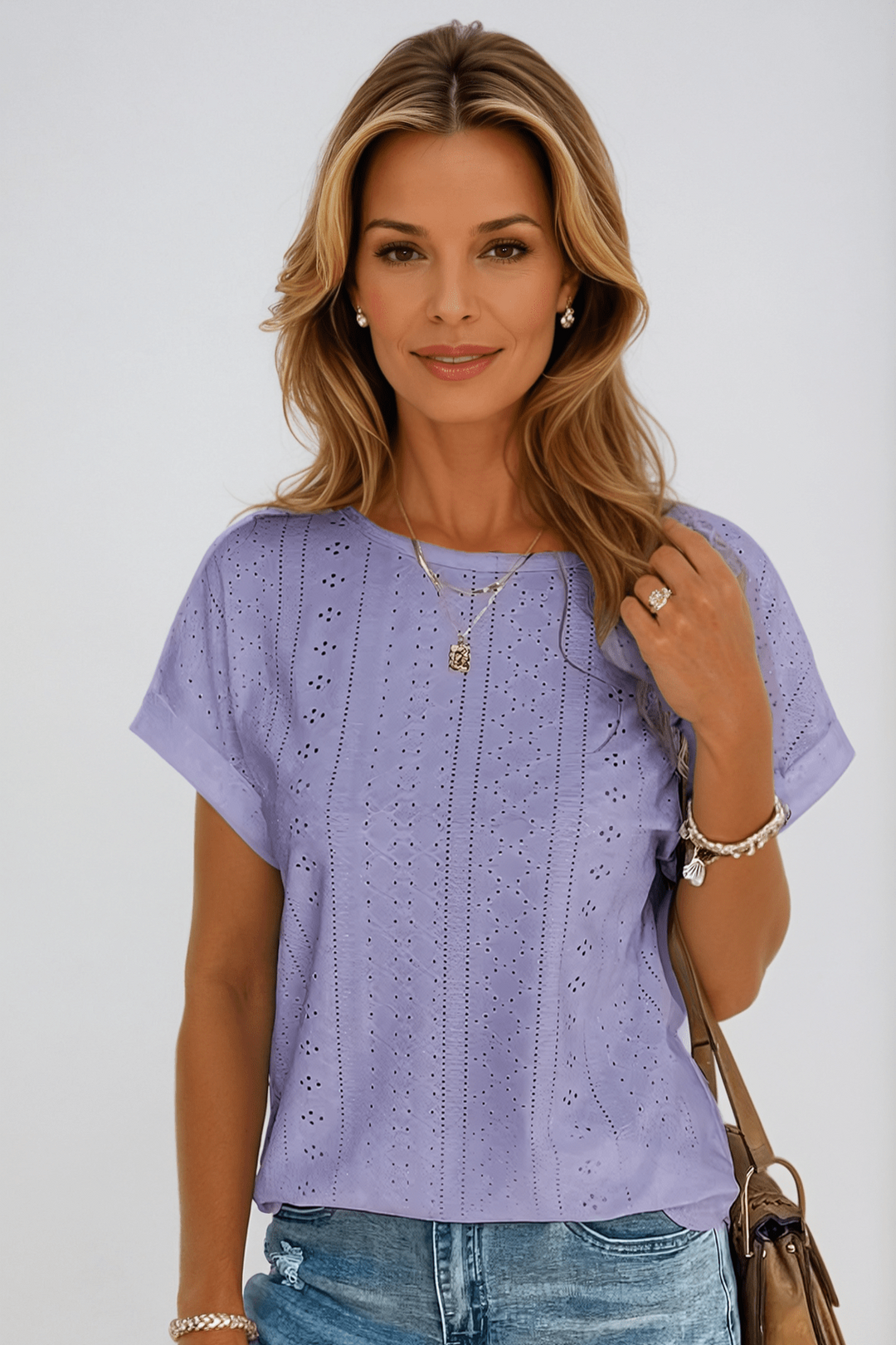 Liamo | Eyelet Ocean View Top