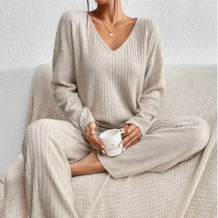 Zavelli | Conjunto completo de dos piezas con pantalones y top con escote en V