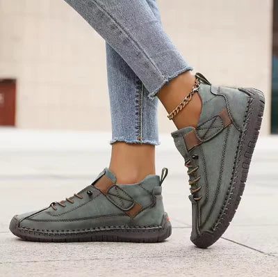 Gisela - Zapatillas ortopédicas cómodas de efecto piel