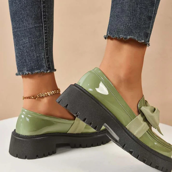 Violeta - Platform loafers with bow