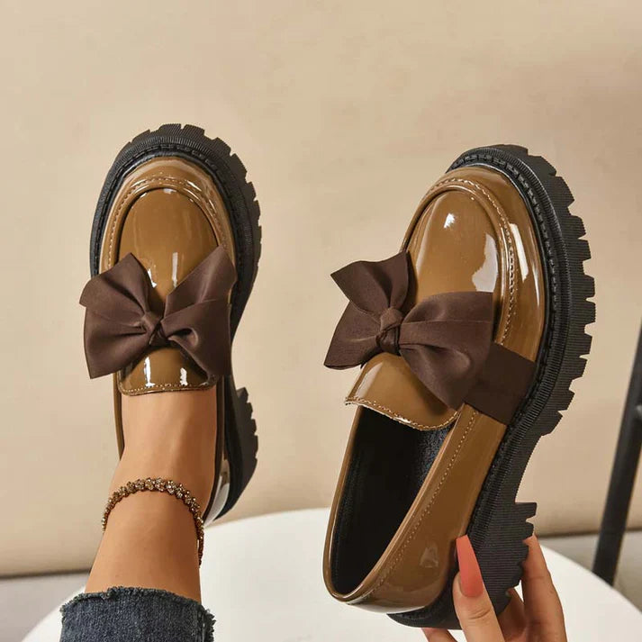 Violeta - Platform loafers with bow