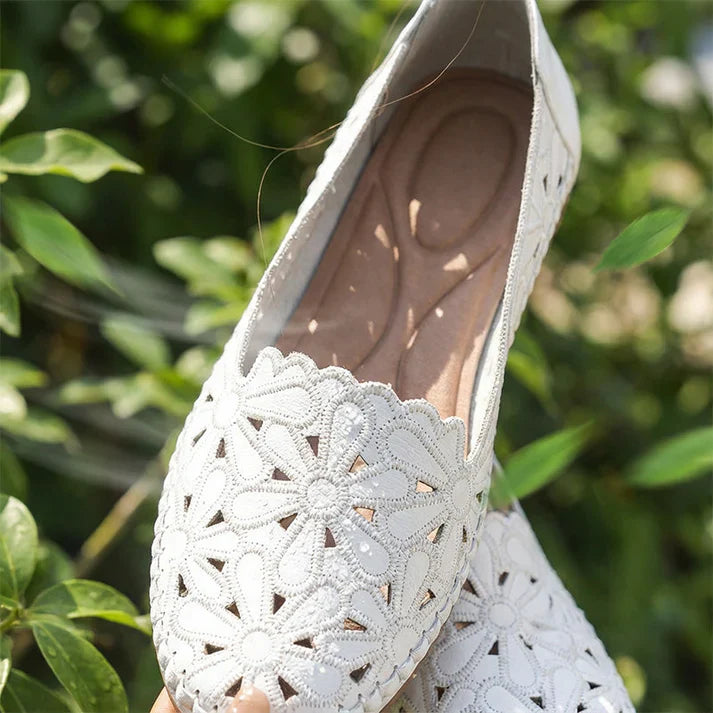 Alma - Comfortable, lightweight, and stylish orthopedic shoes