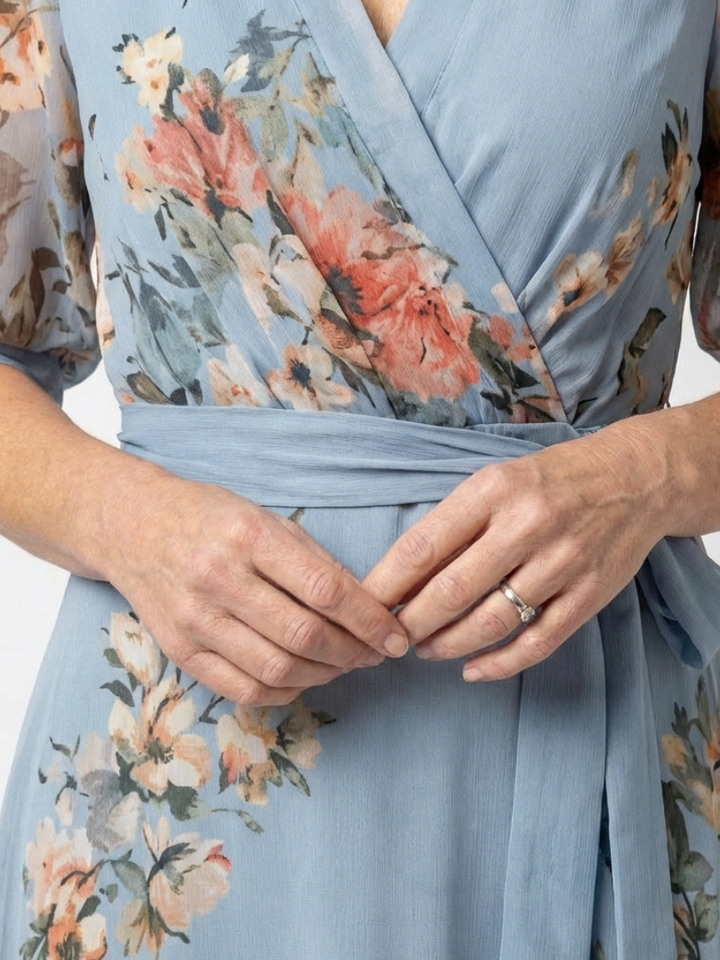 Elowen | Vestido Maxi con Escote en V y Estampado Floral